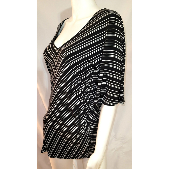 White House Black Market Striped Batwing Top - Size Medium - Picture 3 of 10